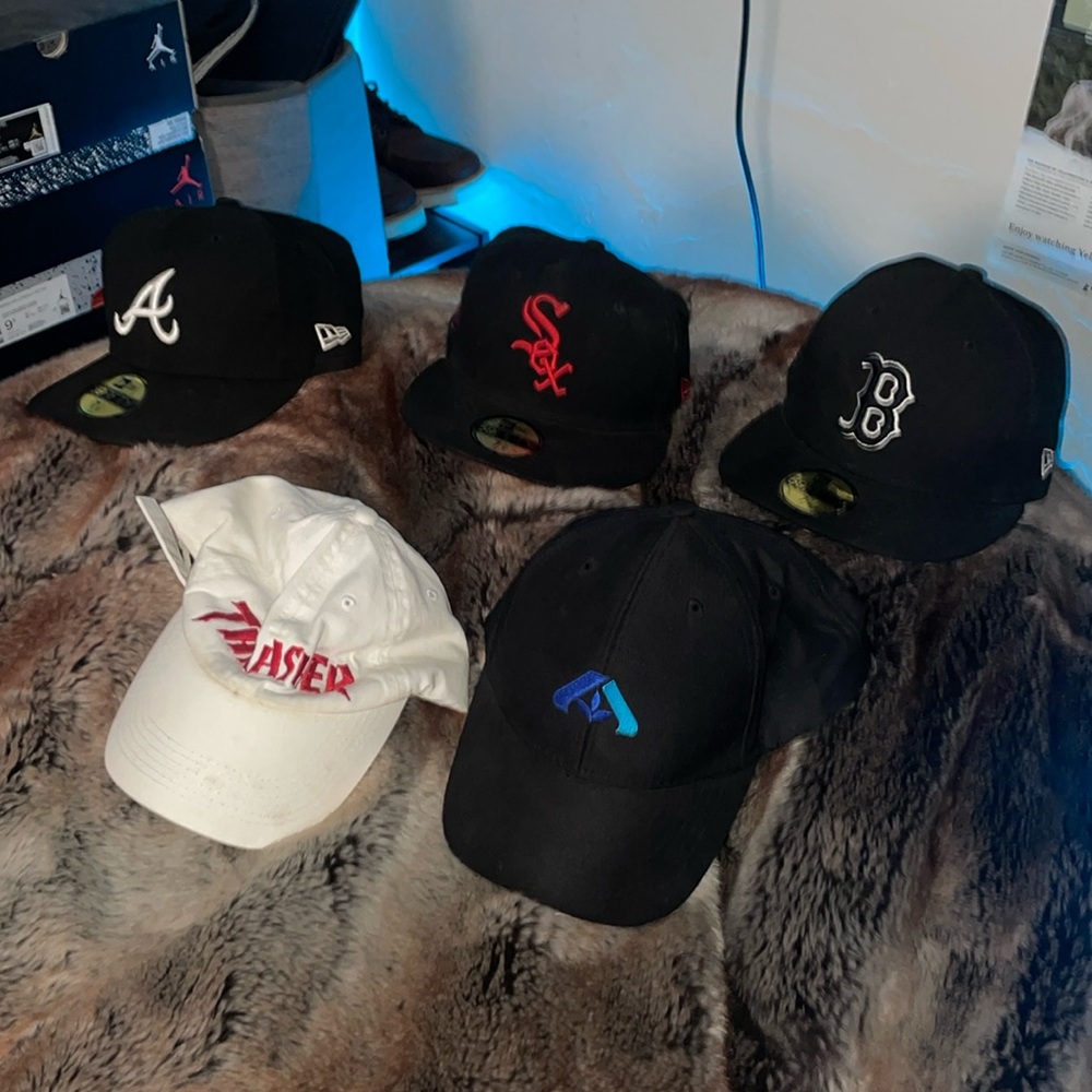 NEW ERA FITTEDS/THRASHER/ALBERTSONS HAT BUNDLE!